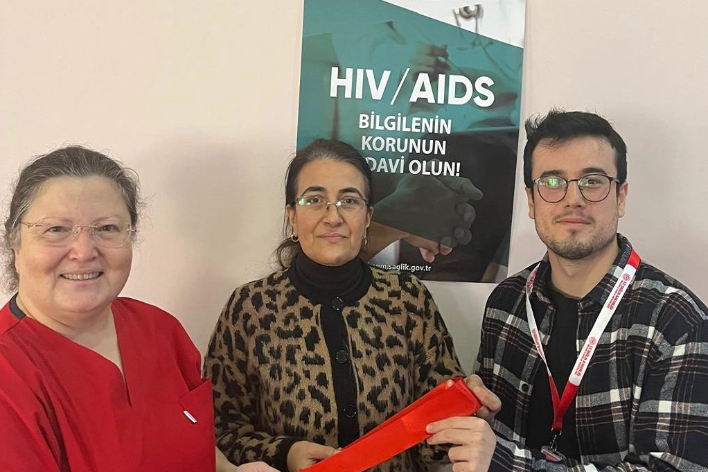 Bilecik’in Pazaryeri ilçesinde Meslek Yüksekokulu öğrencilerine 1 Aralık Dünya AIDS