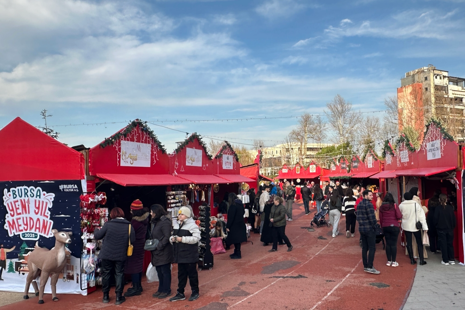 Bursa Büyükşehir Belediyesi tarafından Eski Atatürk Stadyumu alanında hazırlanan ‘Bursa