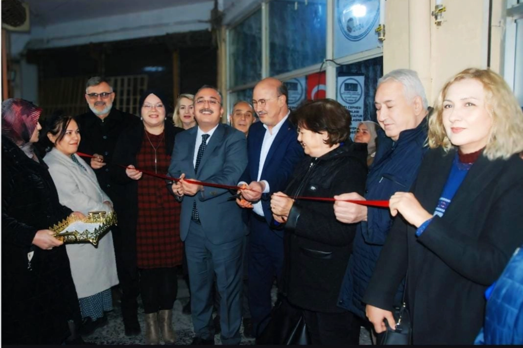 Konya’da Batı Cephesi Kadınları Eğitim Kültür Yardımlaşma ve Dayanışma Derneği