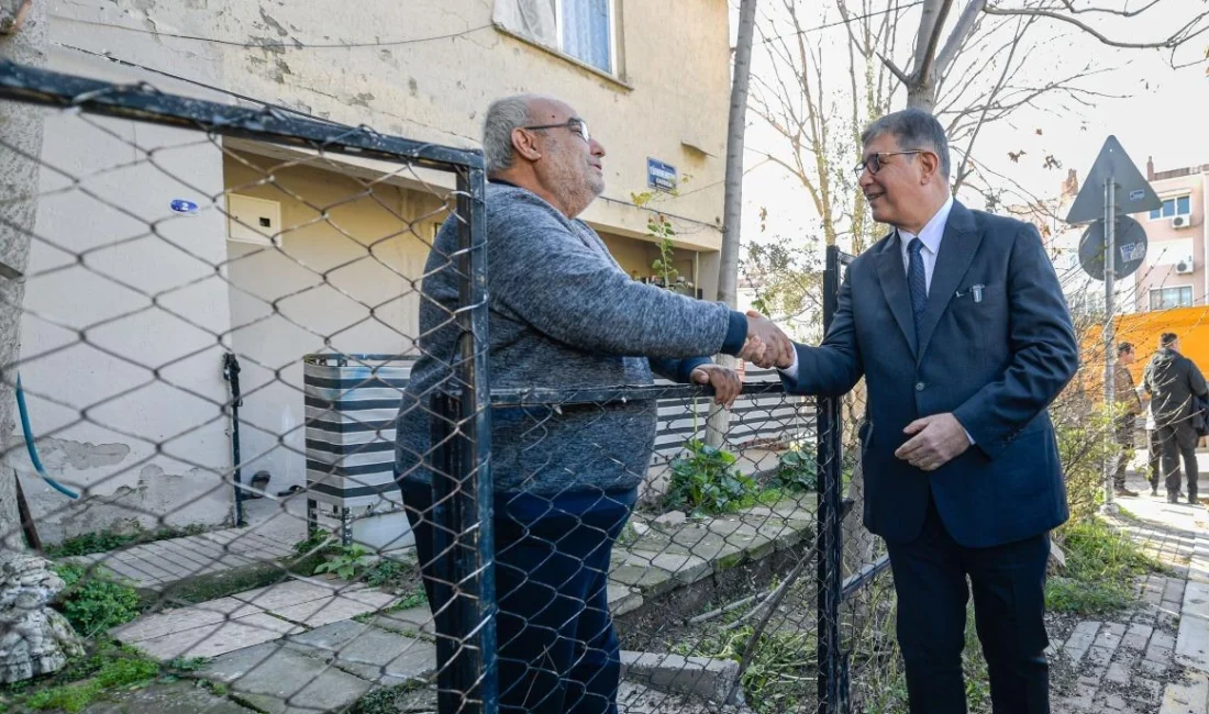 İzmir Büyükşehir Belediye Başkanı Dr. Cemil Tugay, Buca’da sahaya inerek