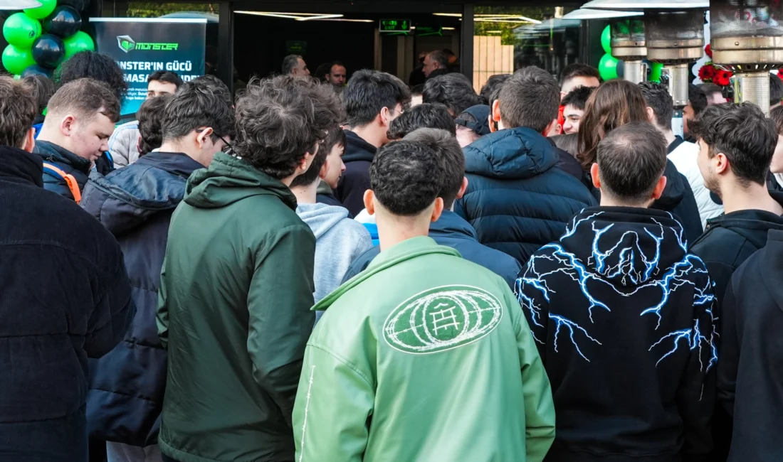 Monster, İstanbul’daki Kadıköy, Küçükçekmece ile Ankara ve İzmir mağazalarından sonra,