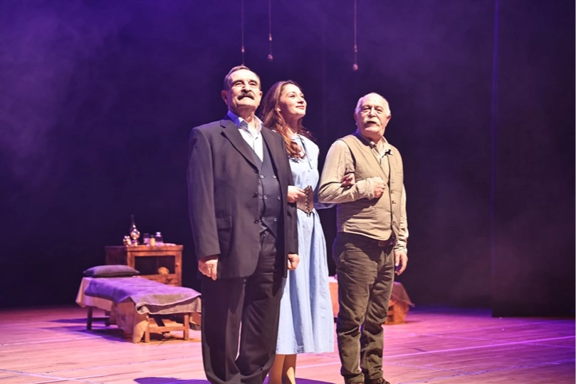 Nazım Hikmet’in klasiklerinden biri olan “Yaşamak Güzel Şey Be Kardeşim”