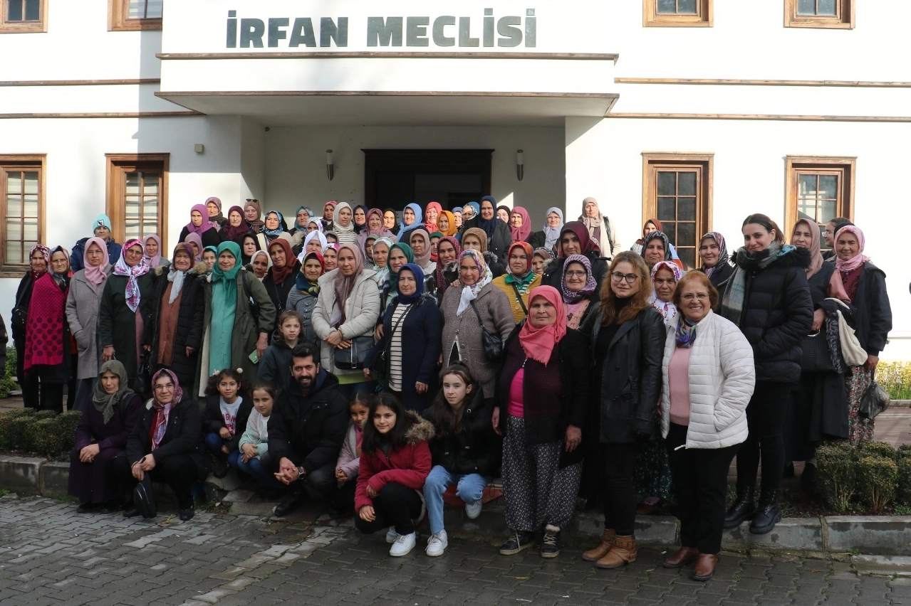 Manisa Büyükşehir Belediyesi’nin, sosyal belediyecilik anlayışı ile kadınların sosyal yaşamla