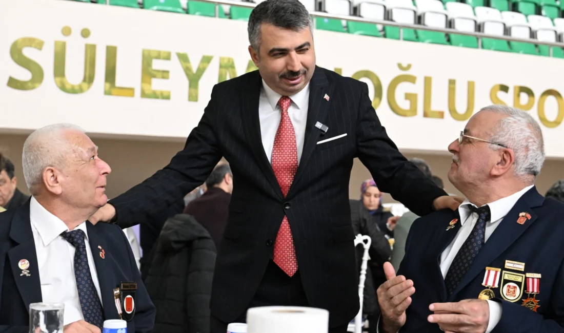 Bursa Yıldırım Belediye Başkanı Oktay Yılmaz, şehit ve gazi yakınlarını