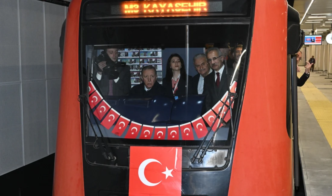 İstanbul’da bir yıldır hizmet veren Bakırköy Sahil-Bahçelievler-Güngören-Bağcılar Kirazlı Metro Hattı,