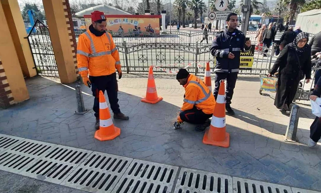 Kocaeli Büyükşehir Belediyesi, üstyapı çalışmalarıyla ulaşımı daha kolaylaştırmak ve konforlu